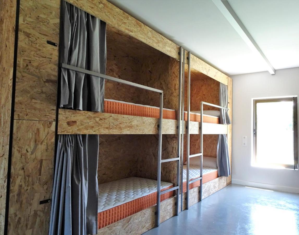 Albergue Santiago 15 Monforte 몬포르테데레모스 외부 사진