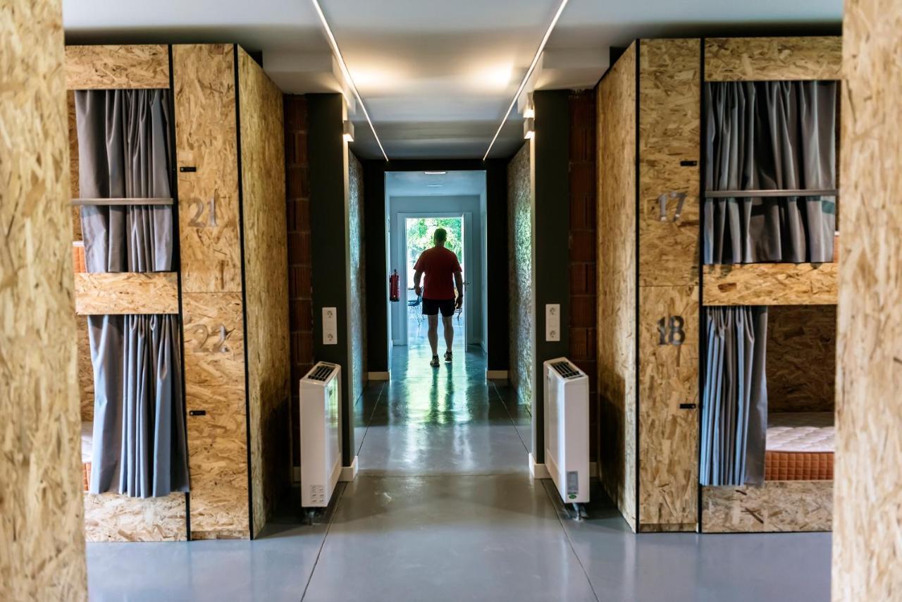 Albergue Santiago 15 Monforte 몬포르테데레모스 외부 사진