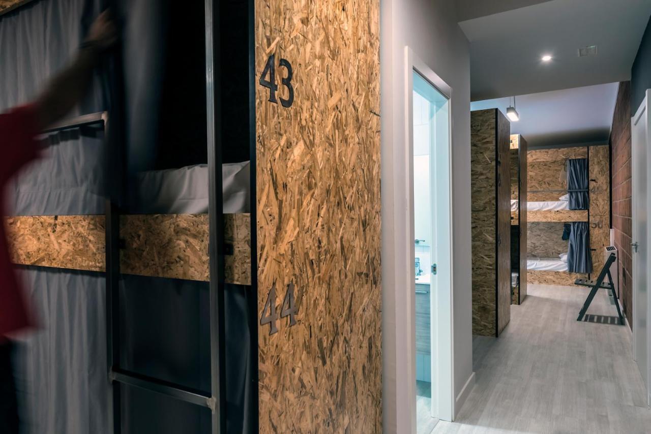 Albergue Santiago 15 Monforte 몬포르테데레모스 외부 사진